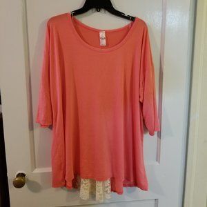 Pink Coconut Boutique.  XXXL.  Coral high low top